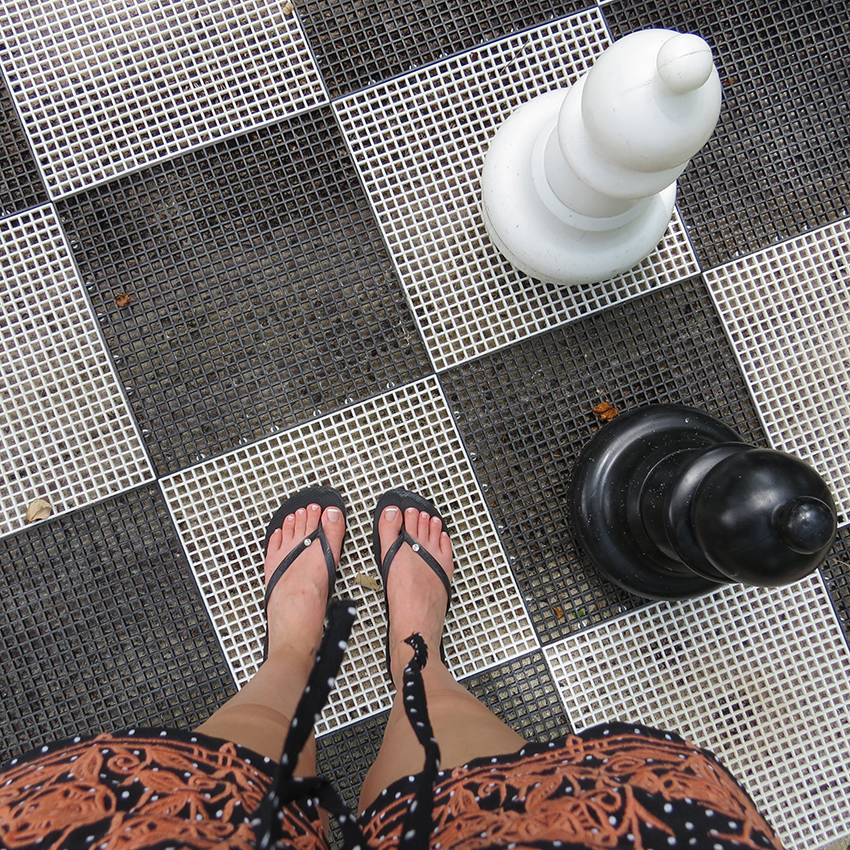 BEACH CHESS